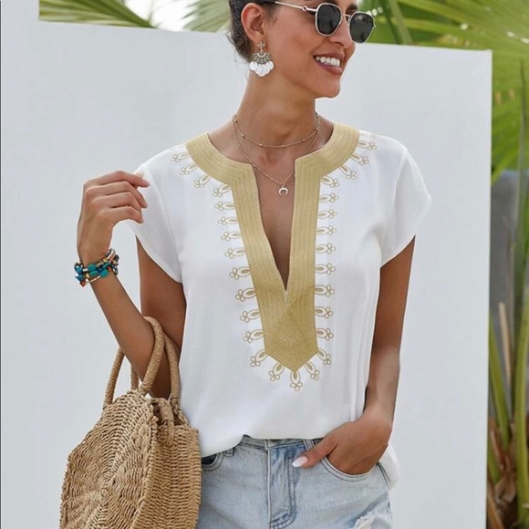 Tops - NWOT White Top with gold details